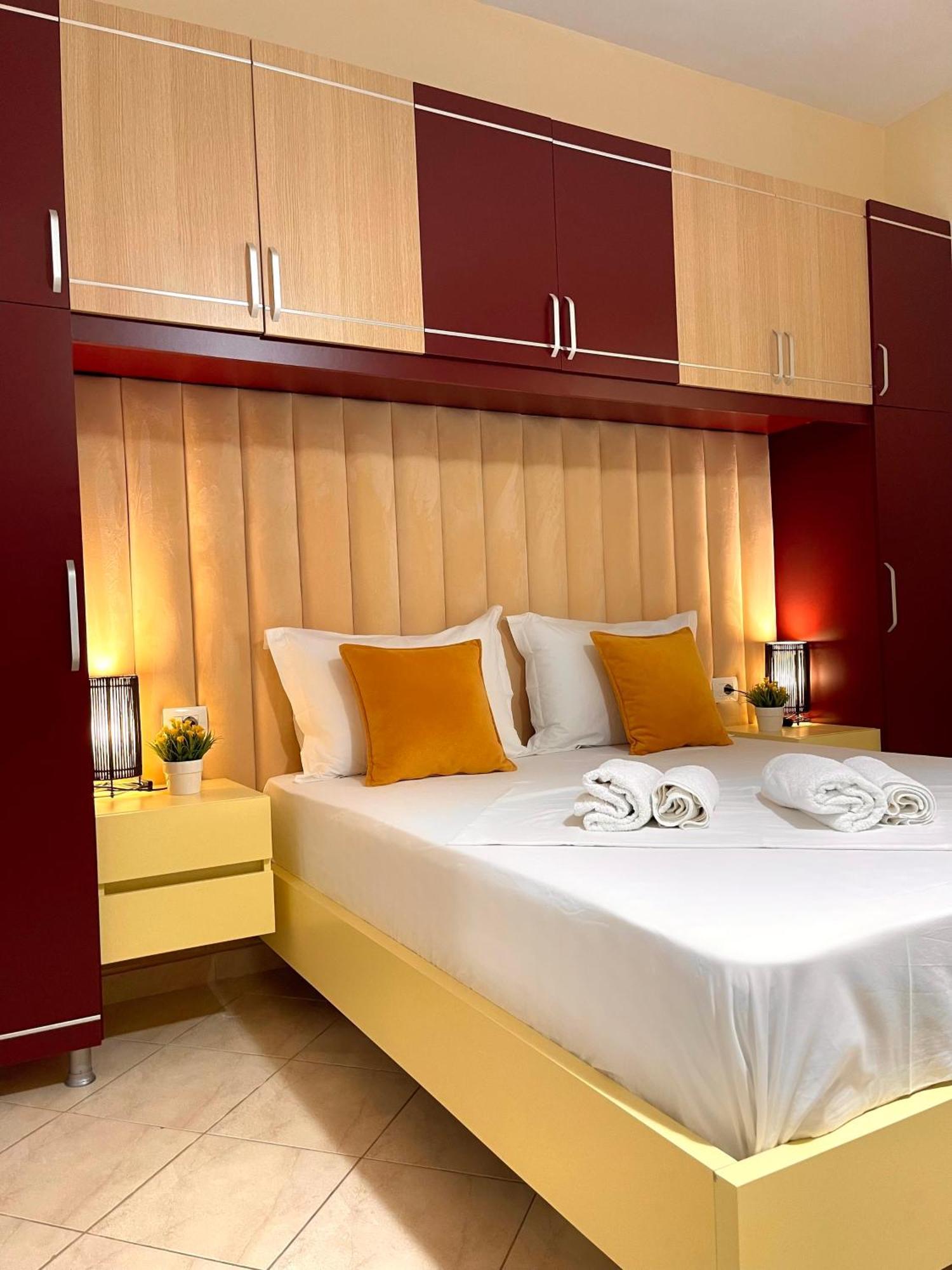 Melina Apartments Sarandë エクステリア 写真