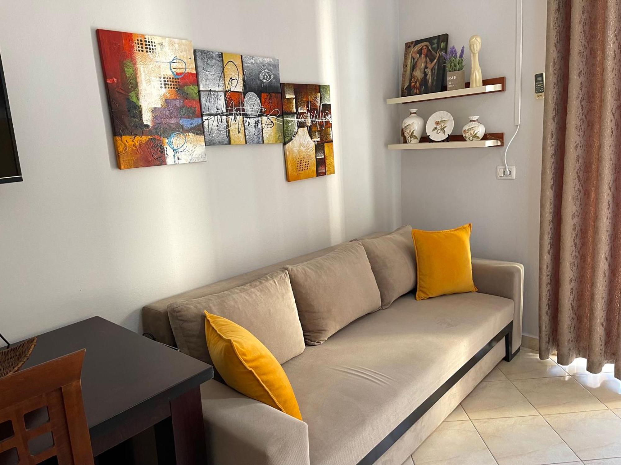 Melina Apartments Sarandë エクステリア 写真