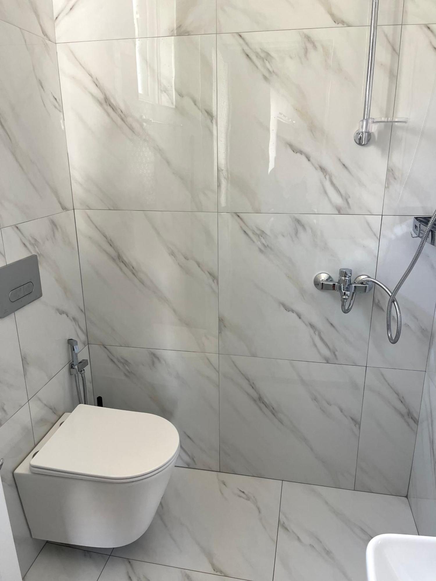 Melina Apartments Sarandë エクステリア 写真