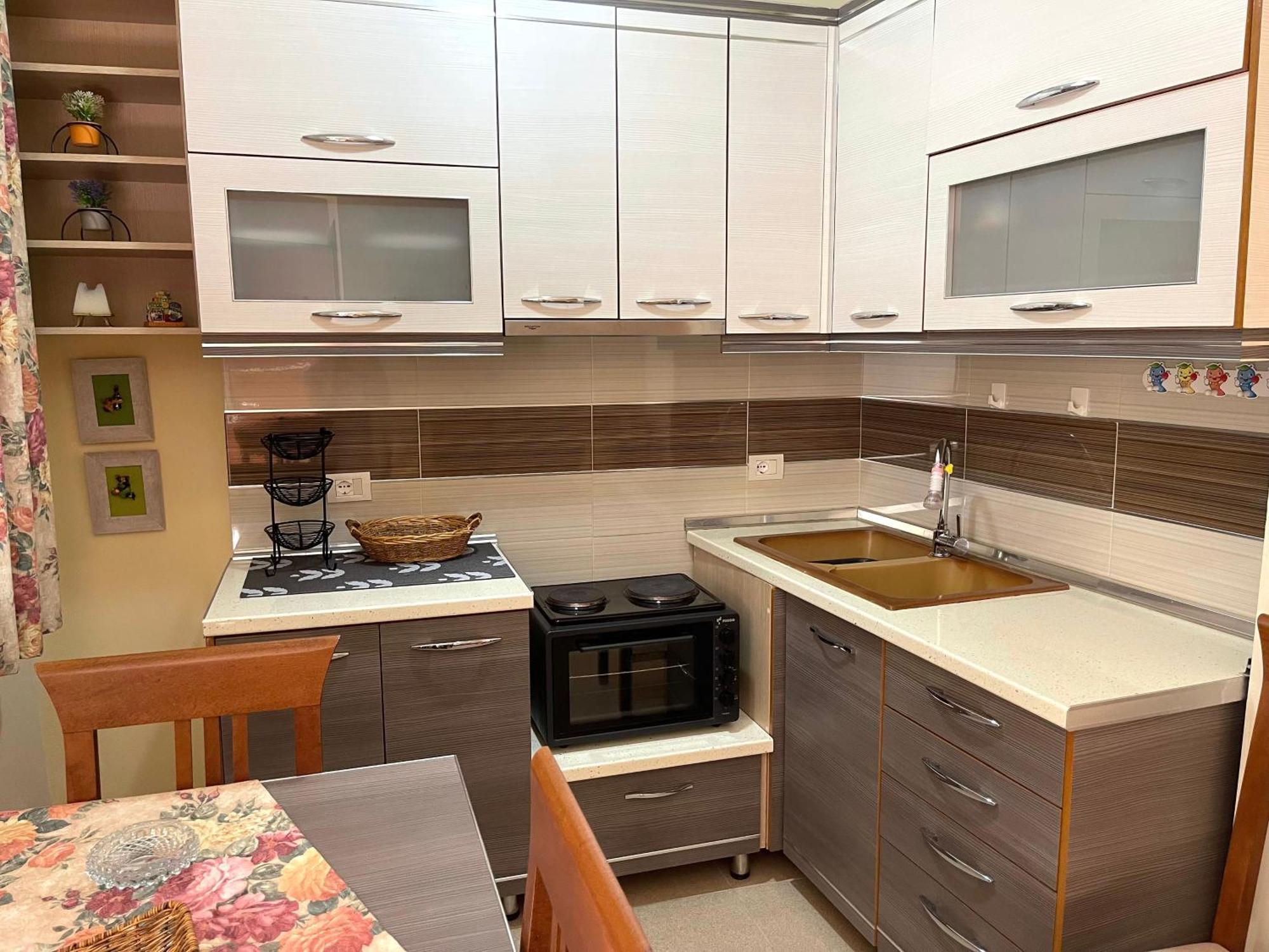 Melina Apartments Sarandë エクステリア 写真